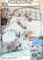 8470 SIMPLICITY 1987 PILLOWS, SHAMS, BED REST, NECK ROLLS PATTERN